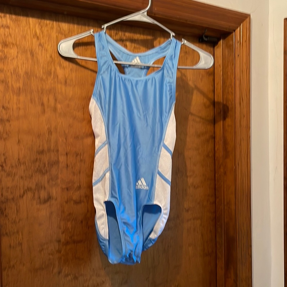 Adidas women’s speedsuit leotard singlet running xs New With Tags!
